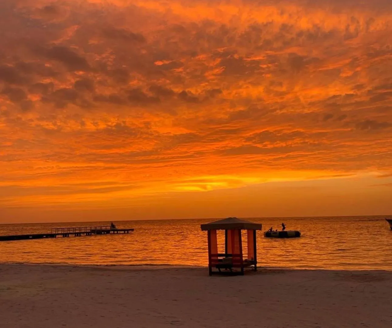 Hospitality Expert Nianna Eden - 7Br Pools Beach Montego Bay